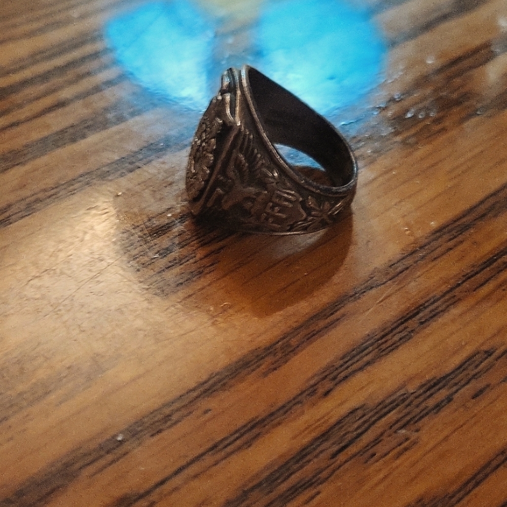 FFA Ring - Picture 2 of 4